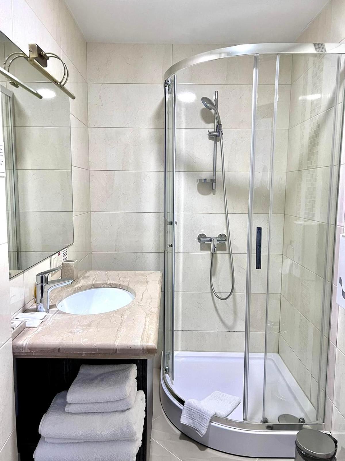 Spa Hotel Galera Kiev Exterior foto